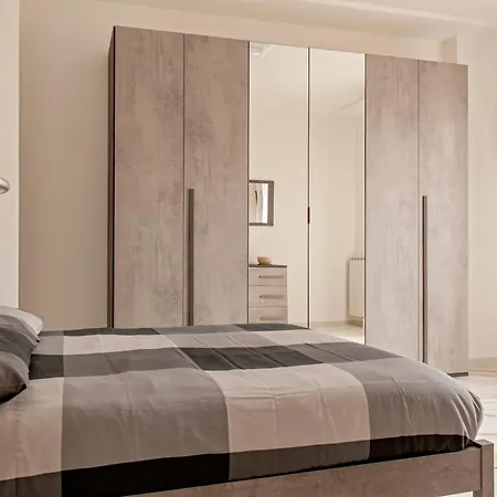 Seaside Loft - 3 Camere,2 Bagni A 300 Mt Dal Mare Марина-ди-Масса